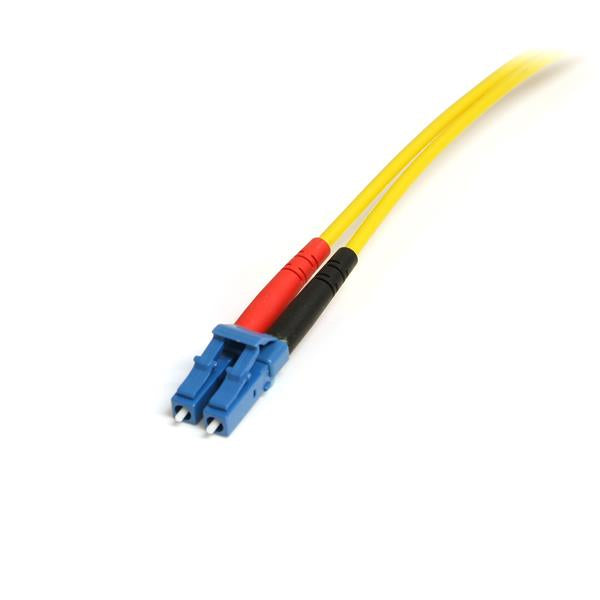 StarTech Fiber Optic Cable - Single-Mode Duplex 9/125 - LSZH - LC/SC - 10 m